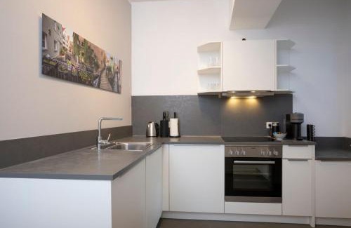 Innenstadt - Sankt Ulrich-Dom Apartamento | GoldenKey Suite am Rathausplatz NEU eingerichtet