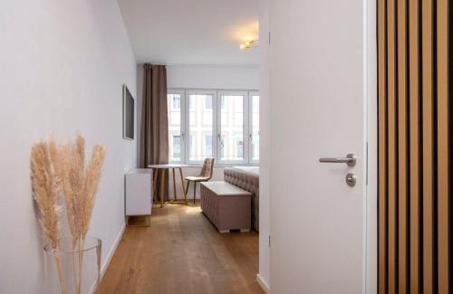 Innenstadt - Sankt Ulrich-Dom Apartamento | GoldenKey Suite am Rathausplatz NEU eingerichtet