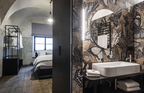 Old Town Casa | Goldenstern Townhouse