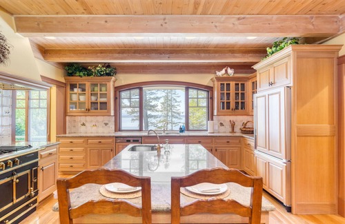 Greenbank Casa | Goldilocks by AvantStay | Luxury Waterfront Home
