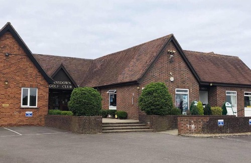 Lansdown Apartamento | Golf Club House FREE MULTI SPACE PARKING