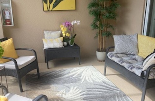 Naples Condominio | Golf Course and 10 minutes to Beach