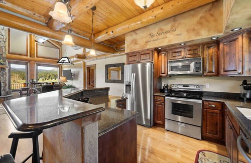 Sturgis Apartamento | Golf Course, Sleeps 12, Garage