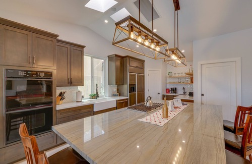 Ahwatukee Foothills Casa | Golf Course Views: Stunning Oasis in Phoenix!