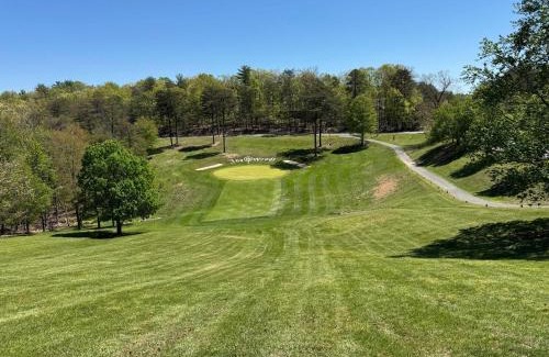 The Woods Casa | Golf Course Views w Fireplace & Resort Amenities
