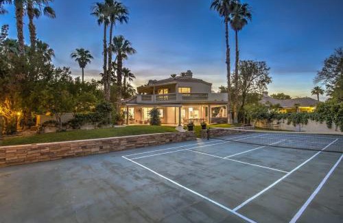 Green Valley North Casa | Golf Course Villa w Pool Spa Near the Strip