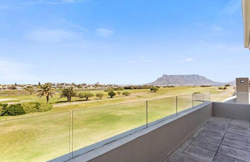 Cape Town Villa | Golf Side Villa