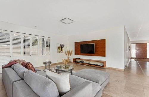 Cape Town Villa | Golf Side Villa