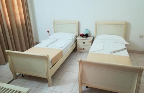 Ragama Casa | Gondolas Home Stay