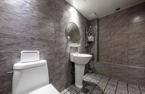 Gongju Hotel | Gongju H