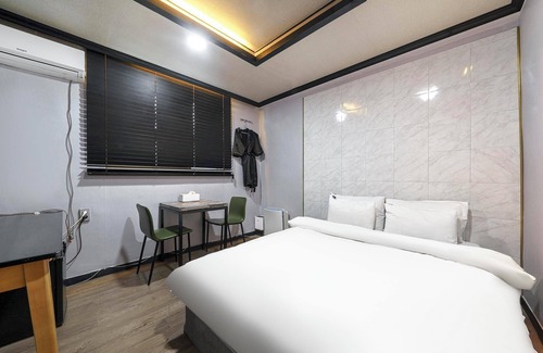 Gongju Hotel | Gongju H