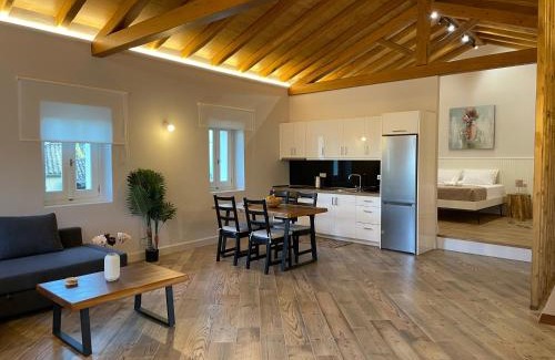 Velonades Casa | Goninos Jacuzzi Suite