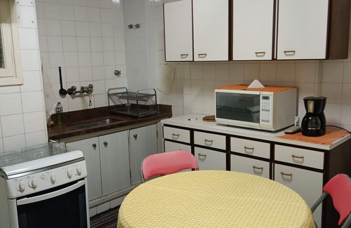 Santos Apartamento | Gonzaga ap 2 Bedrooms with sea view balcony