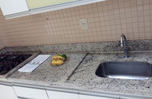 Jardim Goias Apartamento | Buena APT 2 habitaciones, 2 garajes, 2 televisores, elevador, parque extravagante frente