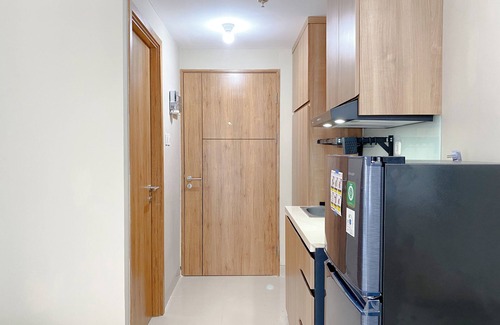 Duren Sawit Apartamento | Good Choice and Cozy Studio LRT City Jatibening Apartment