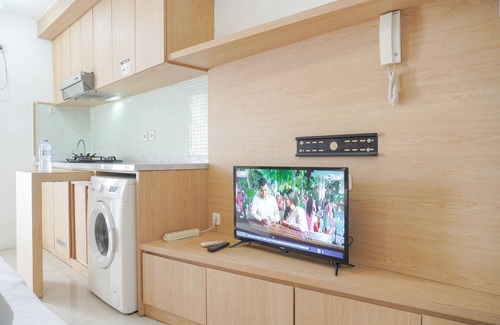 Jatinegara Apartamento | Good Deal And Homey Studio Bassura City Apartment