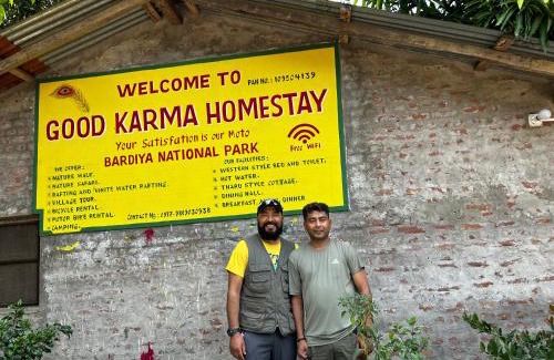 Bardia Cama Y Desayuno | Good Karma Homestay