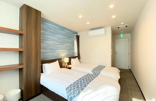 Sugamo Hotel | Good sunlight Wifi available 2 single beds 201 / Toshima-ku Tokyo