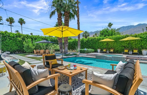 Warm Sands Casa | Good Vibes Only – Historic Spanish Hacienda with Pool, Spa, Fire Pit & Mountain Views