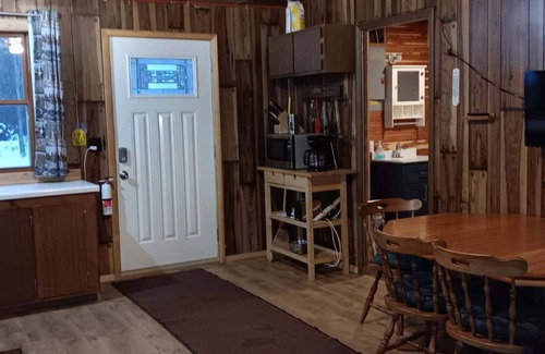 Lewiston Cabina | Goodall's Up North Resort, New On The Market