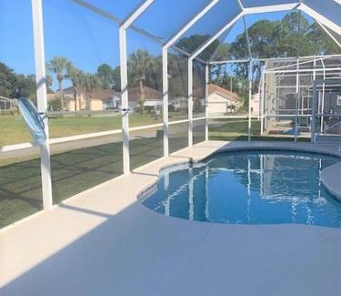 Esprit Casa | Goofy's Golf Getaway home