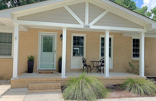 Goose Creek Casa | Goose Creek Cutie 4 bedrooms- downtown,beaches, Summerville, naval