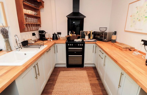 Cloughton Casa | GOOSEDALE COTTAGE, pet friendly, with open fire in Cloughton