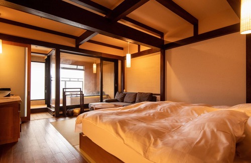 Gora Casa | Gora Hanaougi