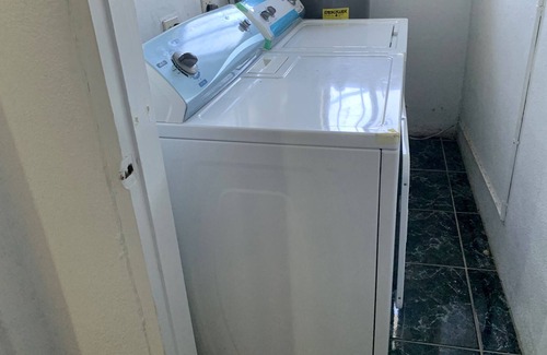 Hagatna Casa | HERMOSA CASA DE 3 HABITACIONES / 2 BAÑOS SANTA RITA HOME