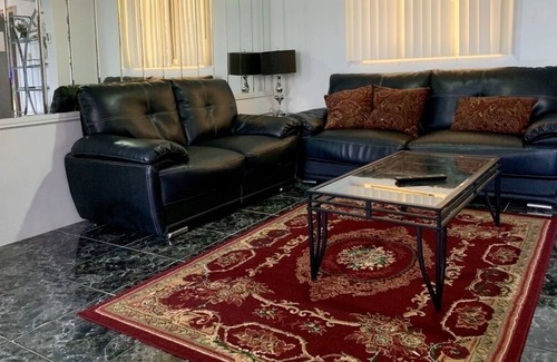 Hagatna Casa | HERMOSA CASA DE 3 HABITACIONES / 2 BAÑOS SANTA RITA HOME