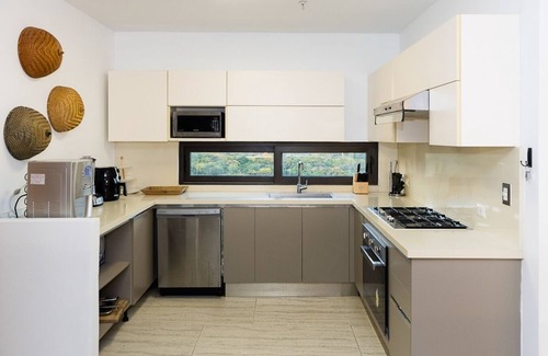 Las Uvas Apartamento | Hermoso apartamento de 3 habitaciones con terraza / parque acuático / piscinas / playa