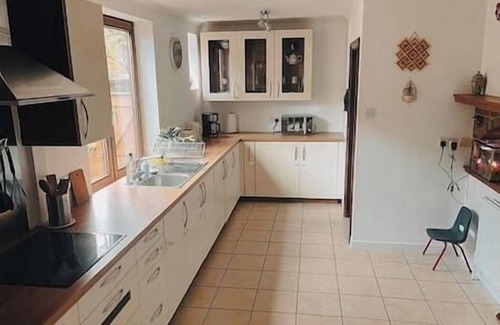 Newbury Apartamento | Gorgeous 3 Bedroom pet and child friendly home in Newbury wit Free EV Charging