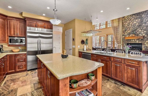 Ponderosa Trails Casa | Magnífico 4.200 Sf personalizado 6 Bedroom Home - Perfecto para familias