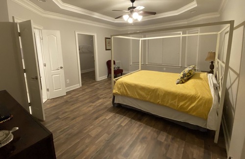 Cape Fear Casa | Gorgeous 4 bedroom Home! Close to Fort Bragg