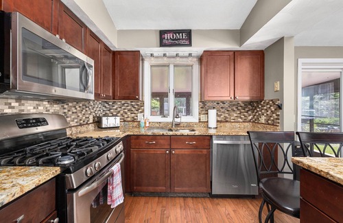 Narragansett Casa | Hermosa casa de 4 dormitorios cerca de playas y río estrecho