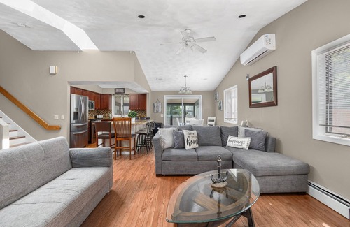 Narragansett Casa | Hermosa casa de 4 dormitorios cerca de playas y río estrecho
