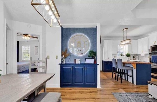 Myrtle Beach Casa | Gorgeous 5BR on the Lake | King Beds + Porch Views, Site 6028