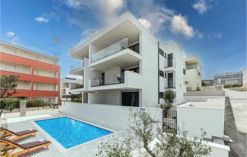 Okrug Gornji Apartamento | Gorgeous Apartment In Okrug Gornji