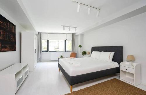 Osmanbey Apartamento | Gorgeous Bright New 2bd Central Home! #212
