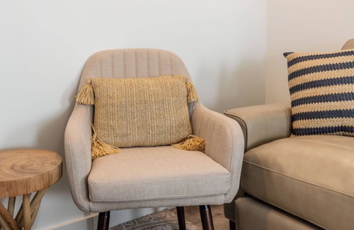 Kennebunk Condominio | Gorgeous Coastal Getaway