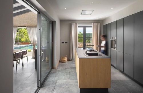 Ripenda Verbanci Casa | Preciosa casa en Labin con WiFi