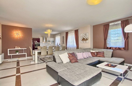 Banjole Casa | Preciosa casa en Pula