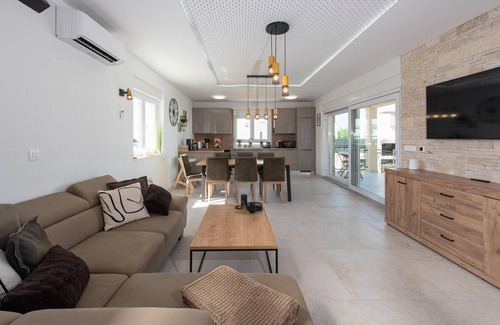 Vrsi Casa | Preciosa casa en Vrsi