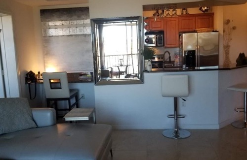 Naples Condominio | 2017 ESPECIAL !! No durará !! 2 PCKG dormitorio. Diciembre / Enero LLAME AHORA !!