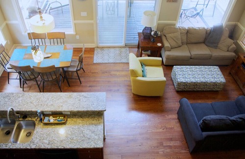 Lyman Casa | Gorgeous Lake House With Stunning Sunset Views!