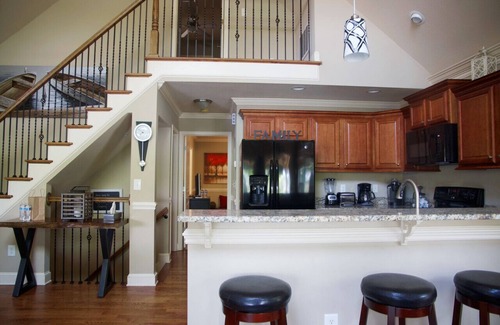 Lyman Casa | Gorgeous Lake House With Stunning Sunset Views!