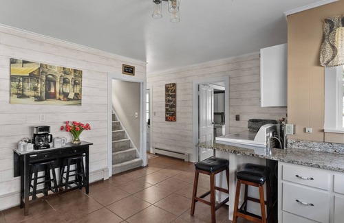 Le Claire Casa | Precioso loft en el corazón de LeClaire, Iowa