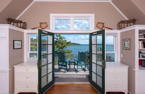 Grenell Casa | Gorgeous Luxury Custom Home with state of the art appliances, A/C, sleeps 12!