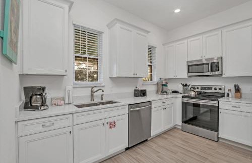 West Kissimmee Casa | Gorgeous Margaritaville Cottage wPrivate Patio