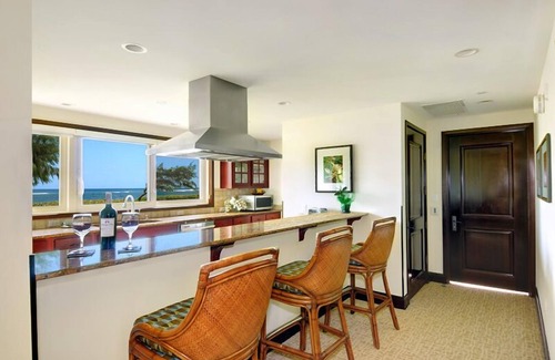 Wailua Condominio | Gorgeous Oceanfront Condo-H101 La mejor ubicación en el complejo!